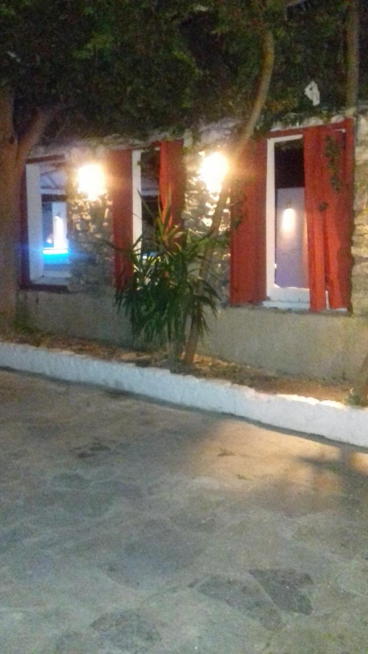 Taradella Hotel Alissos Exterior foto